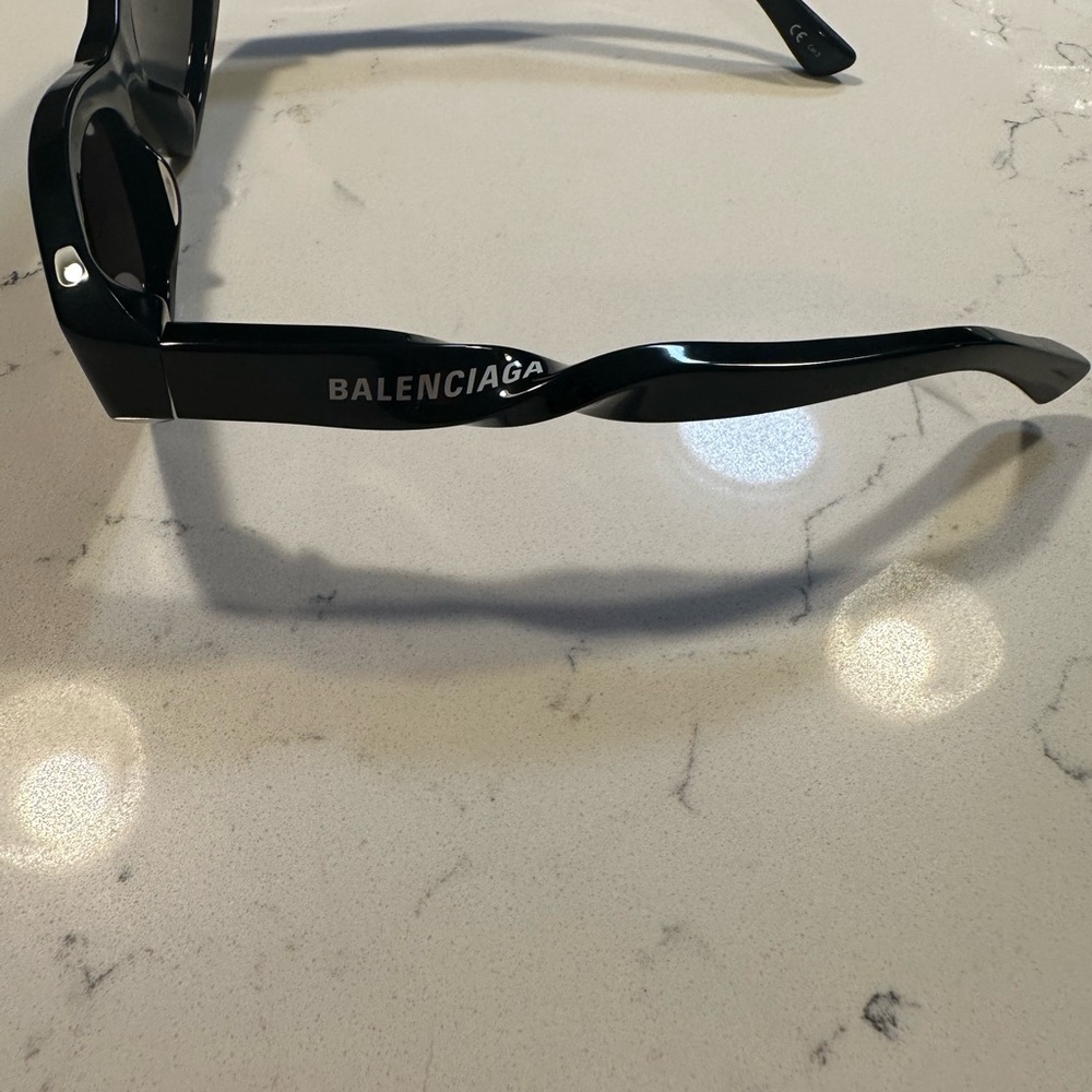 Balenciaga Cat eye Sunglasses 54mm - Picture 6 of 9